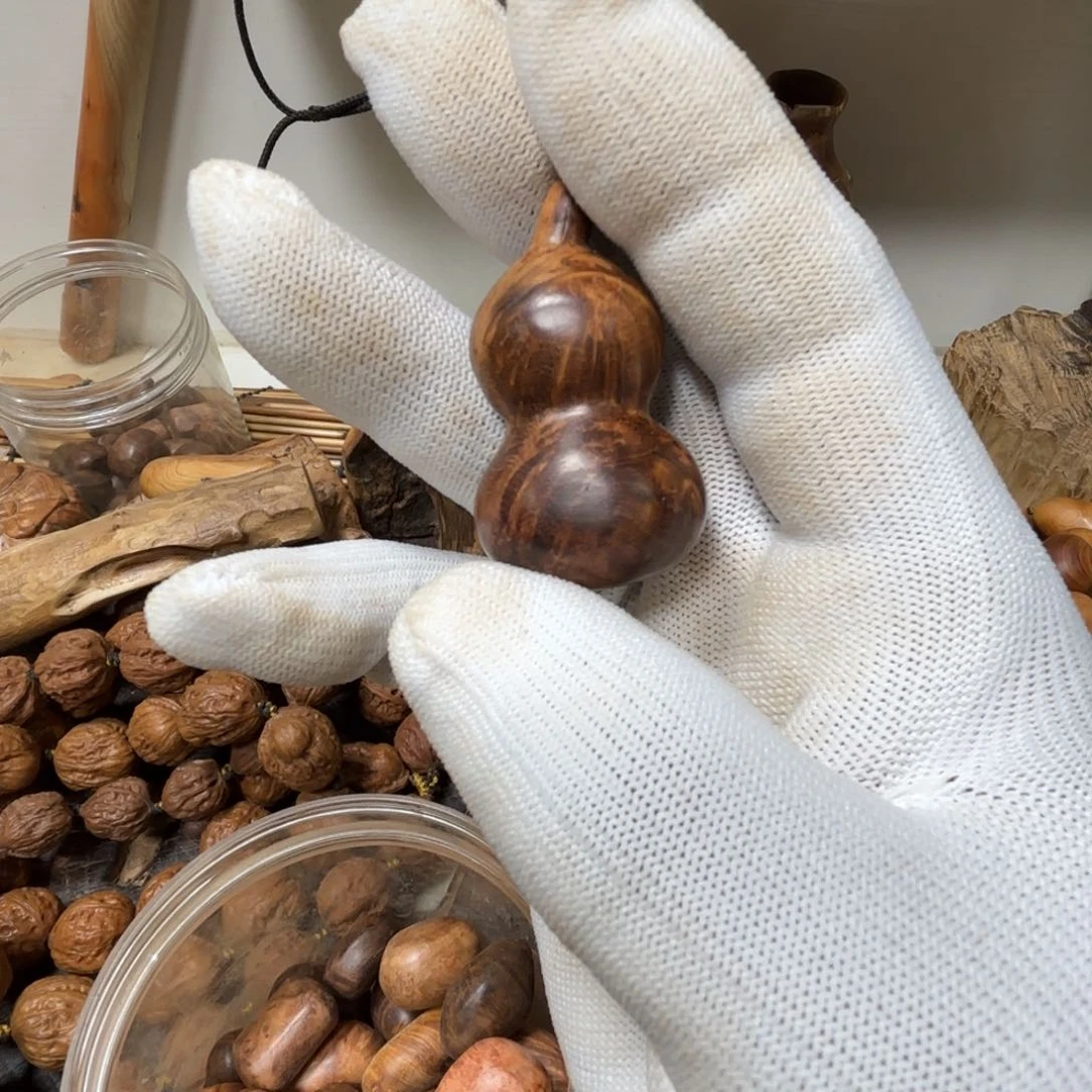 柏木（崖柏）孟*华北太行随行手把件