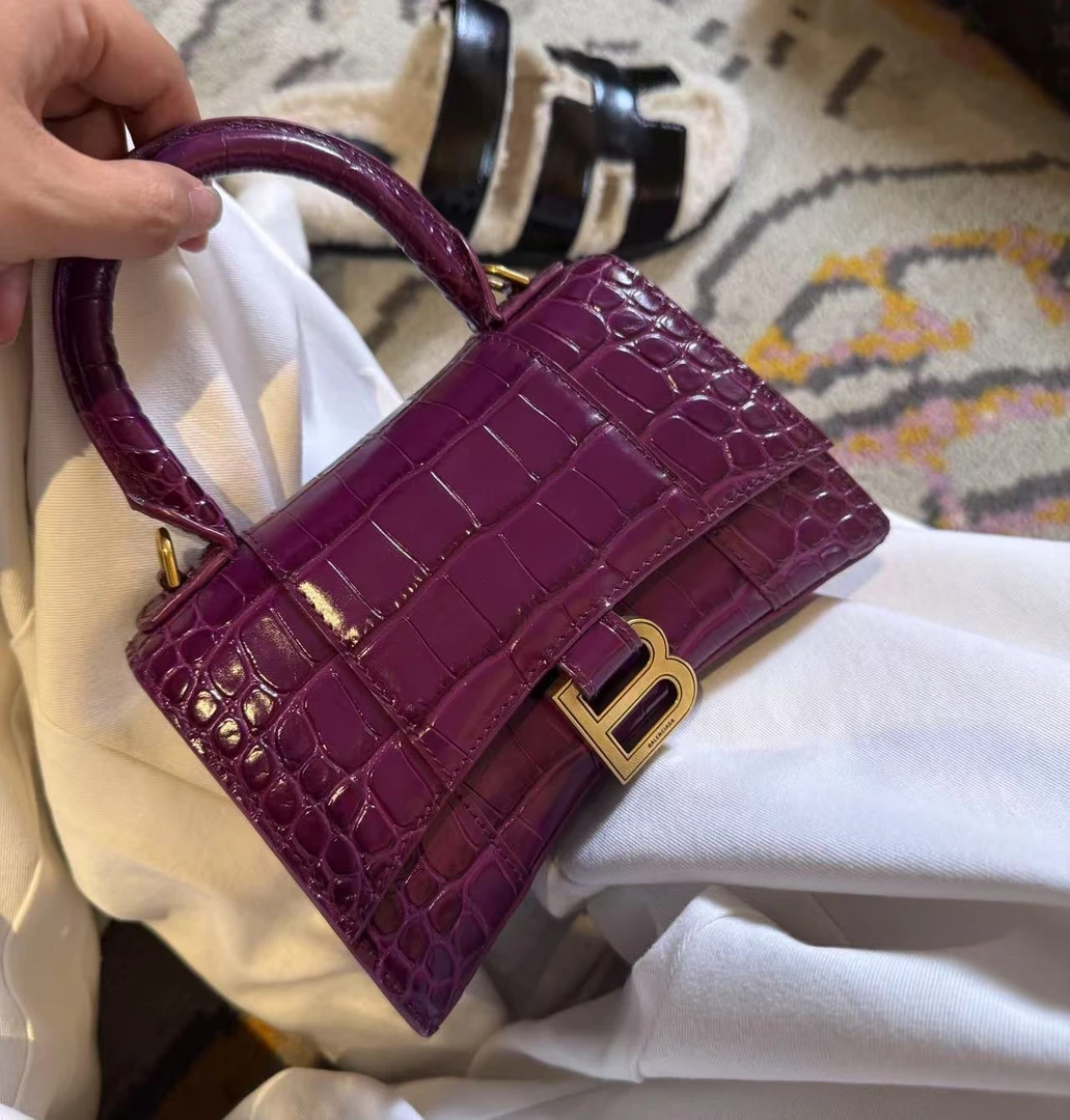 95新 Balenciaga/巴黎世家 展会外场！紫色压纹沙漏包 xs