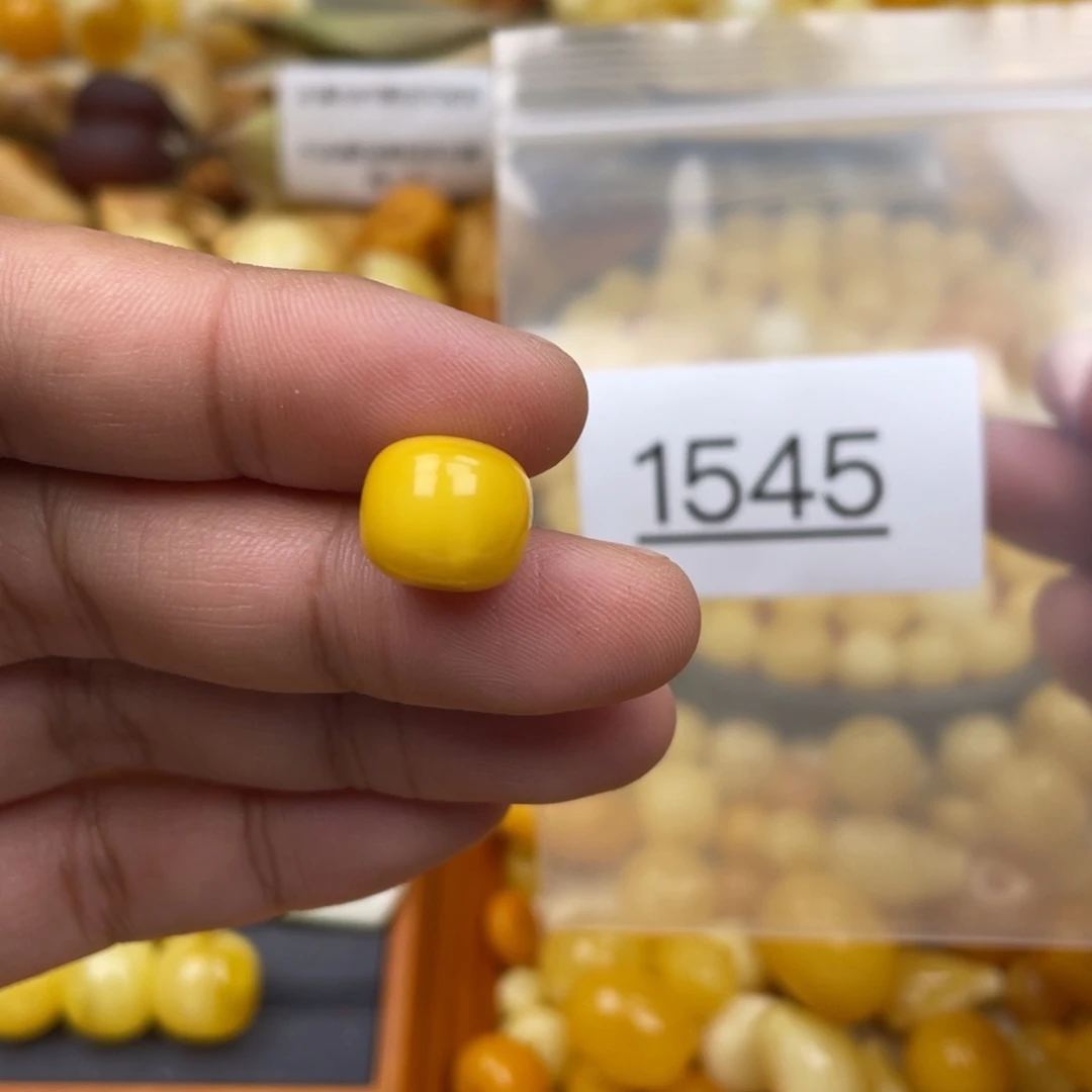 琥珀珠宝奇石未镶嵌?****