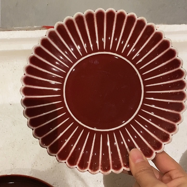 陶摆件菊瓣壶承祭红