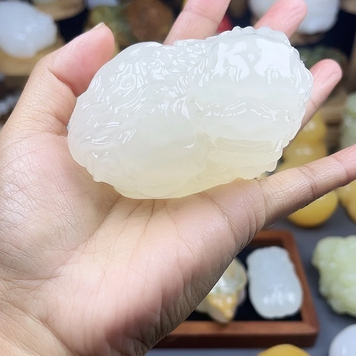 石材每****天玉石雕刻品