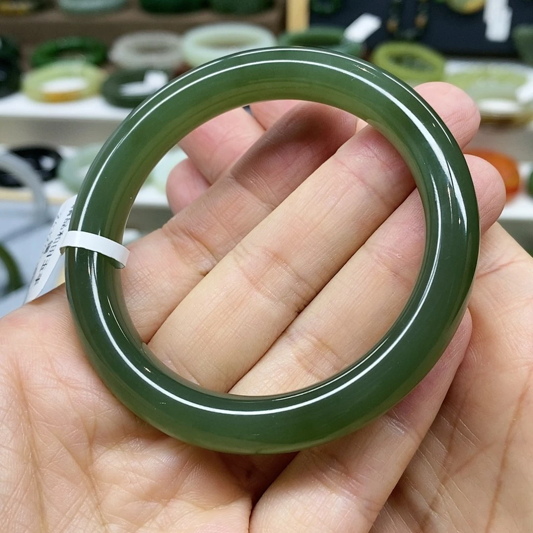 【闪购商品】未镶嵌手镯和田玉