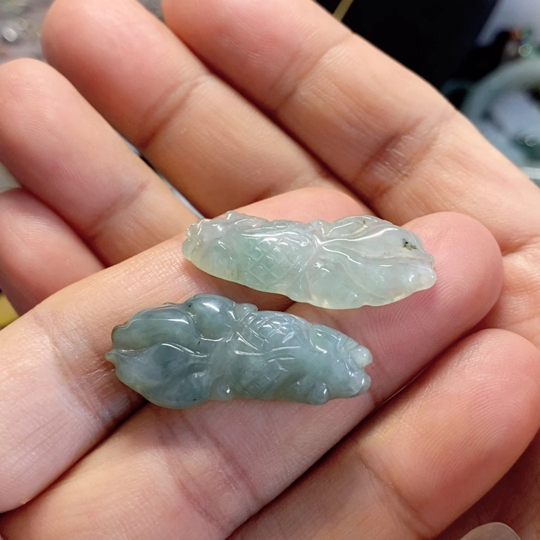 翡翠未镶嵌颈饰天然缅甸翡翠A货金鱼吊坠多样性发一个