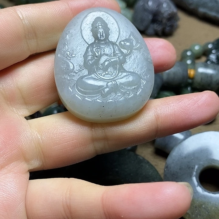 和田玉未镶嵌颈饰