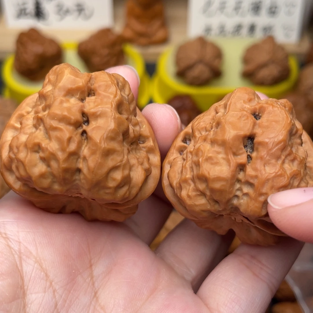 把件文玩核桃蛤蟆毕业白茶39