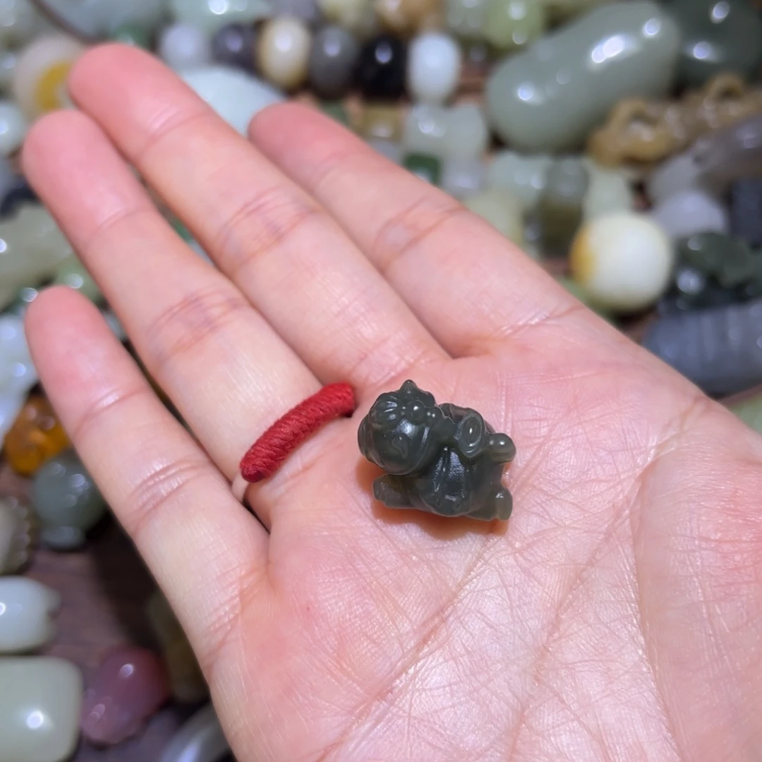 和田玉未镶嵌珠宝半成品