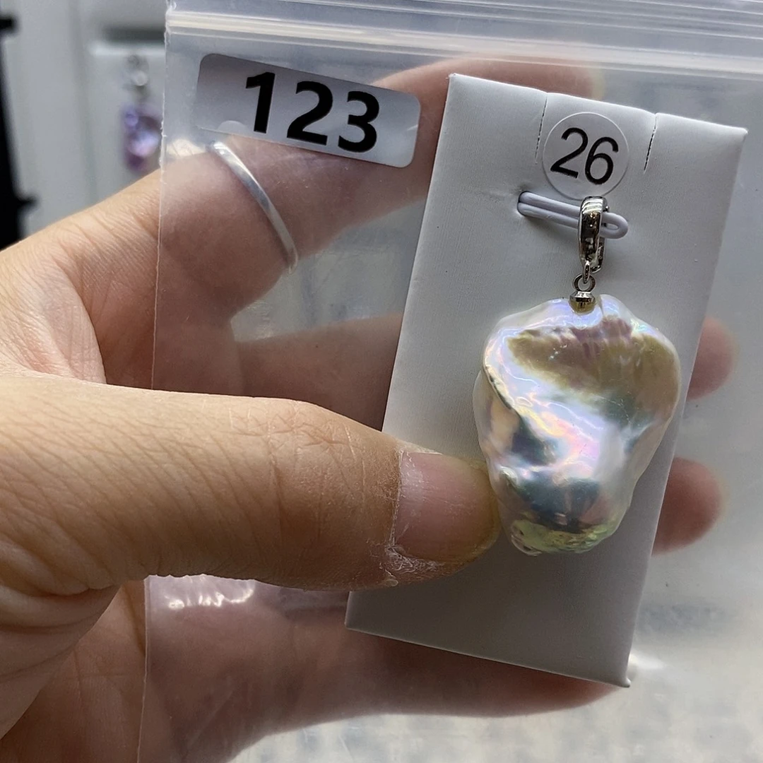 合金耳饰淡水珍珠