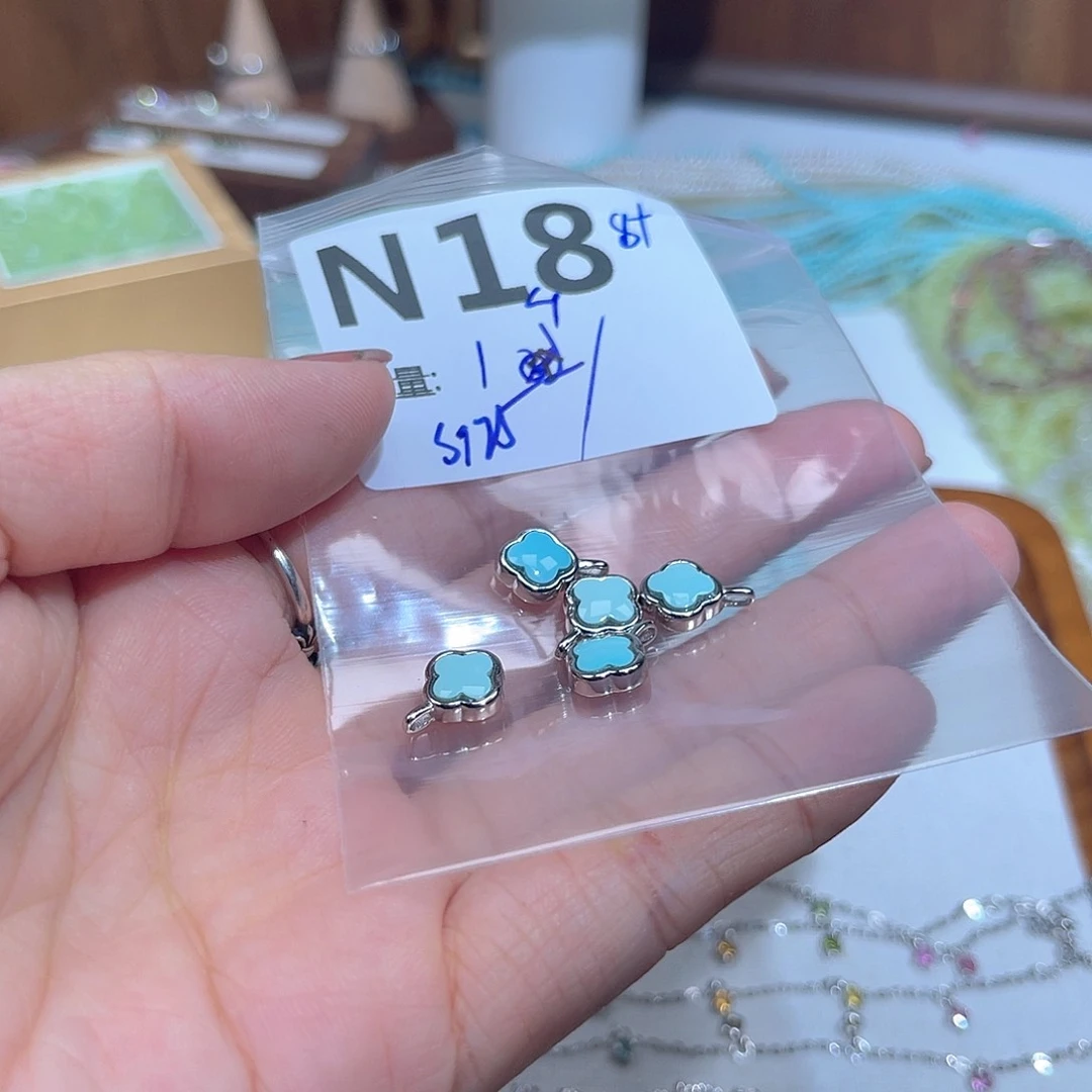 水晶珠宝半成品银S925镶嵌N18。