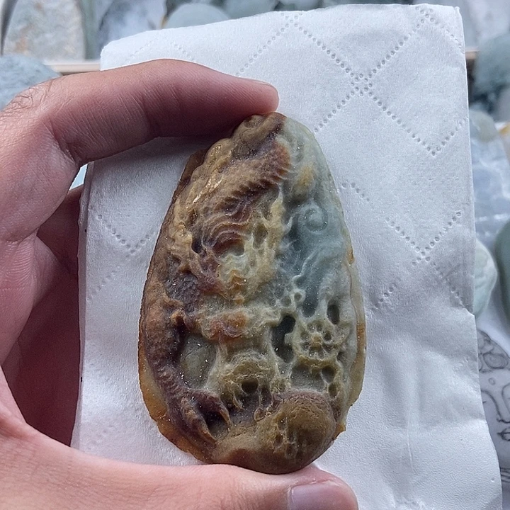 定制翡翠未镶嵌翡翠