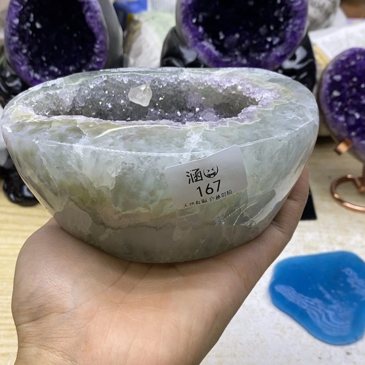 南***音未镶嵌紫晶大型摆件（非配饰）