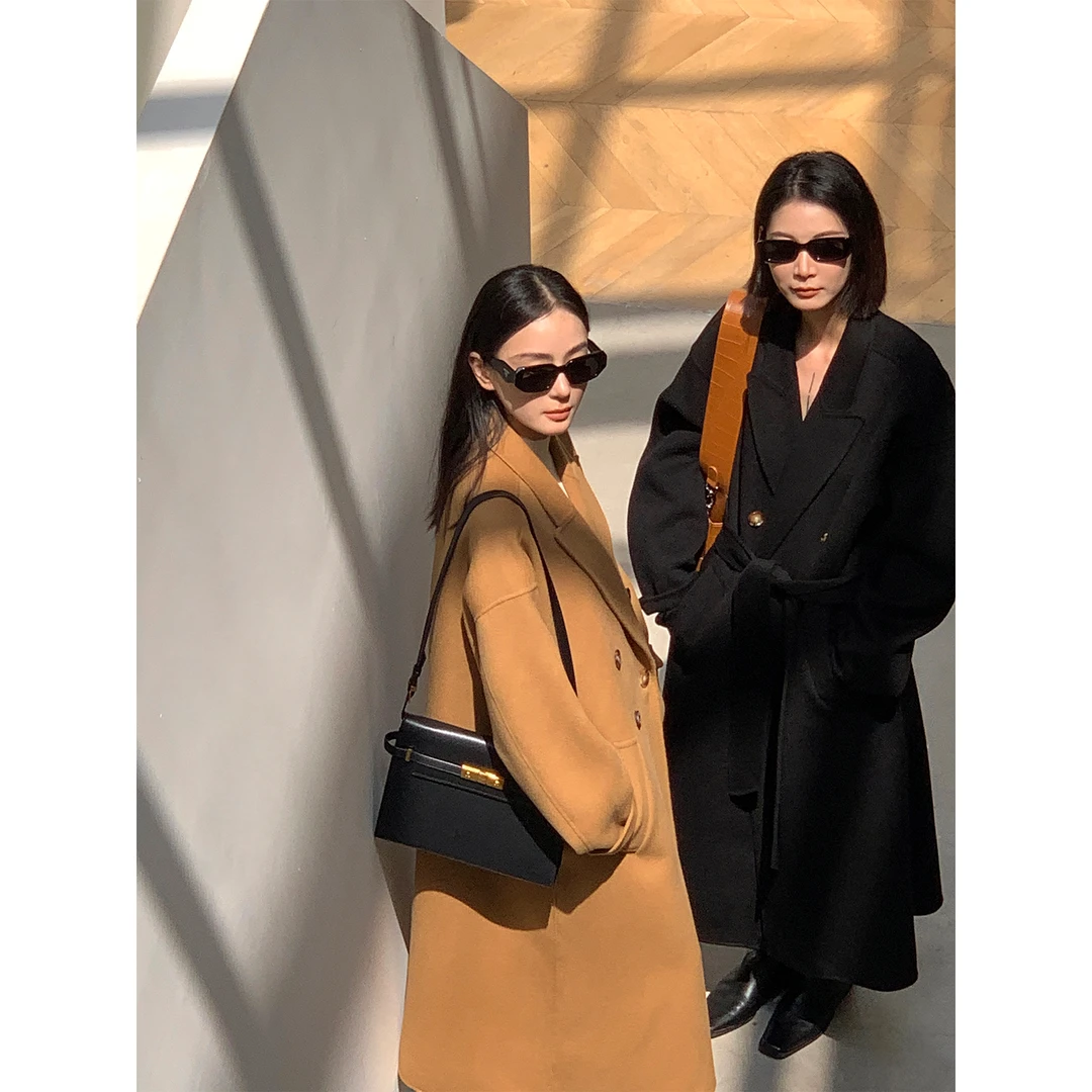 周淼 荃澳毛双面呢大衣女秋冬双排扣宽松廓形毛呢外套ZM22D5008J