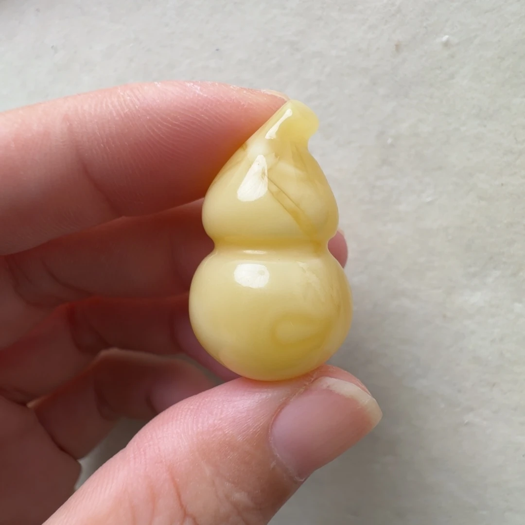 蜜蜡未镶嵌珠宝奇石超过七天不退不换