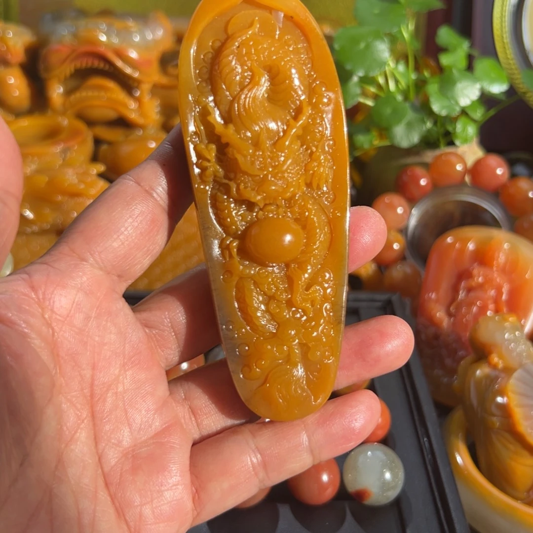 石英质玉未镶嵌颈饰