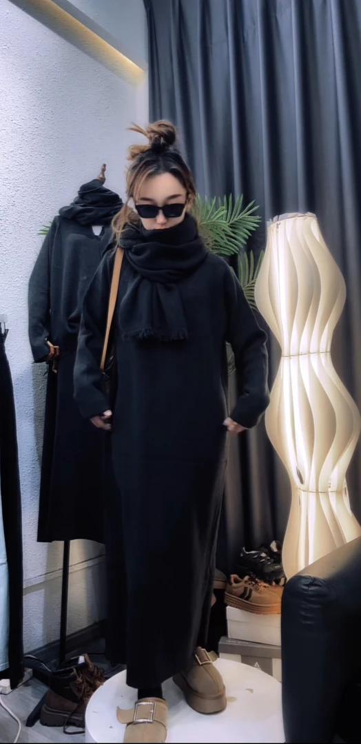 两件套毛衣   连衣裙+围巾     气质网红针织时尚百搭黑色秋冬