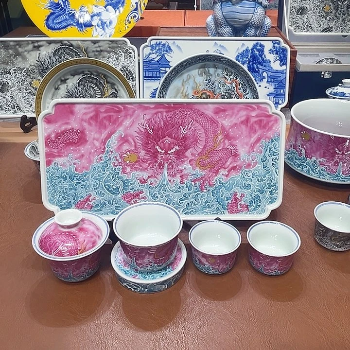 摆件景德镇陶瓷协会秘书兼景德镇