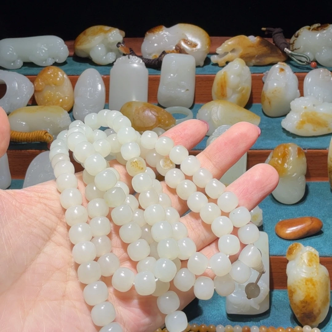 逆****颈饰未镶嵌和田玉