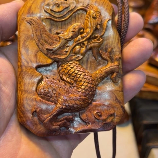 黄花梨/降香黄檀吊坠帆**洲黄花梨