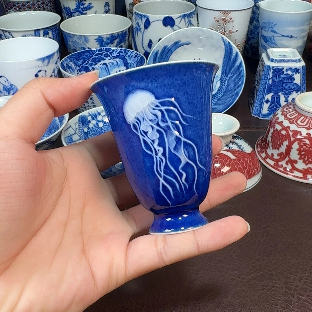 现代景德镇陶瓷杯