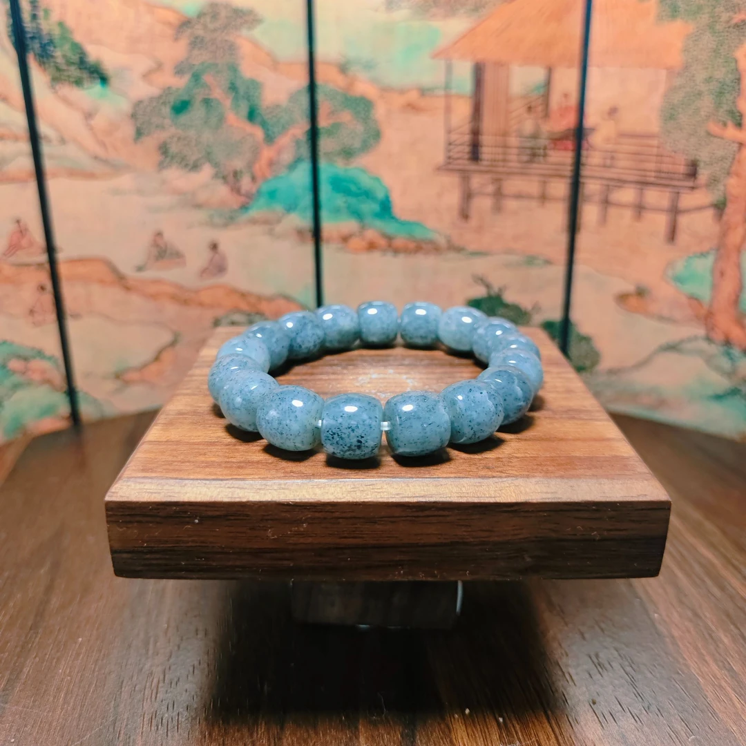 Q和田玉桶珠手串（卡12）0654