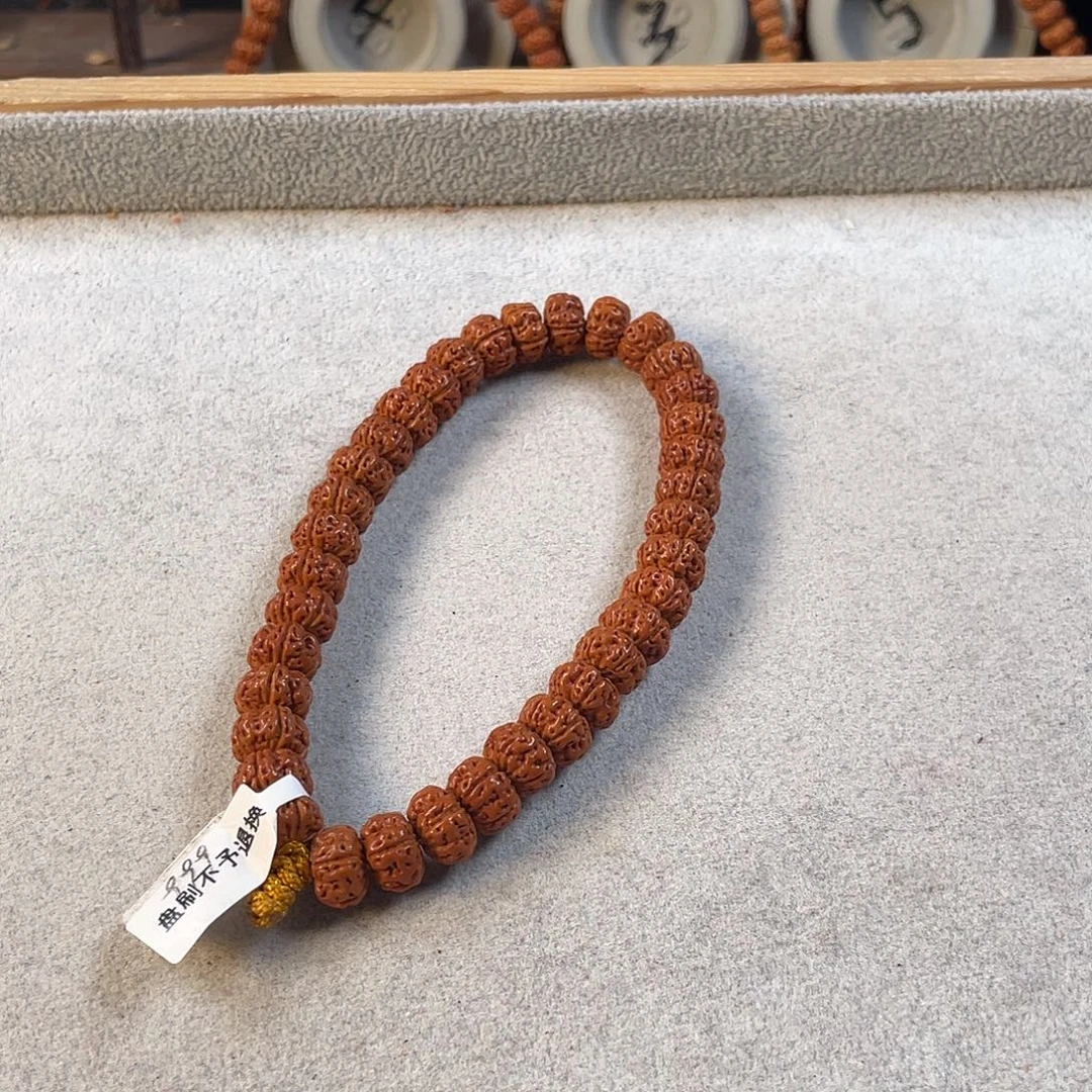 金刚菩提吊坠十出一泰森