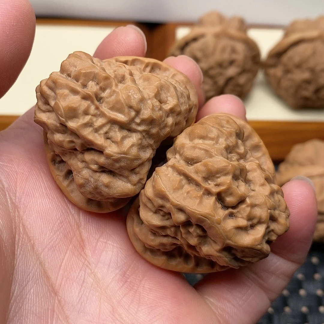 文玩核桃把件栋三角蛙边40左右