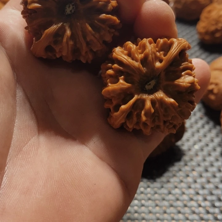 大***ó吊坠文玩核桃文玩核桃龙门涧
