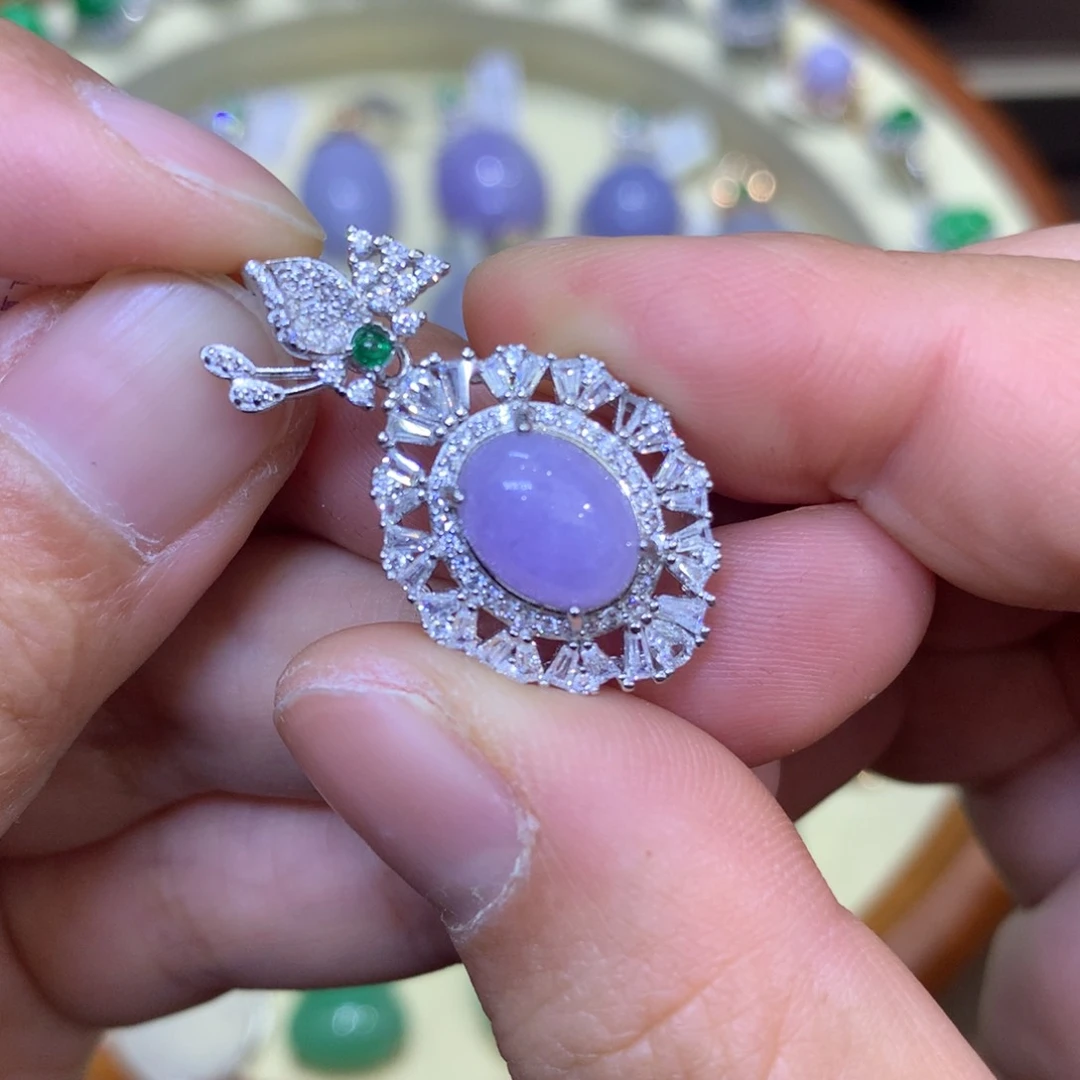 翡翠颈饰银S925镶嵌翡翠吊坠