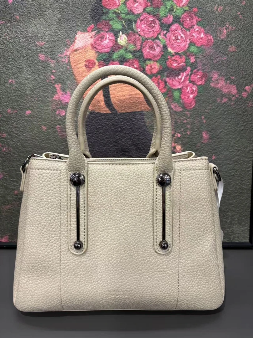 千金风见外包装风格一体款斜挎包女士奢侈竹节