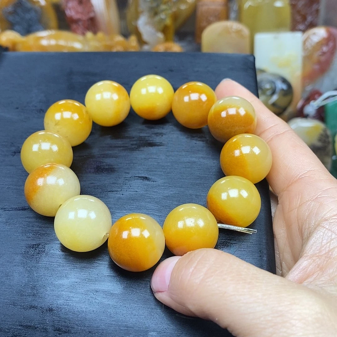 石英质玉（黄龙玉）颈饰未镶嵌
