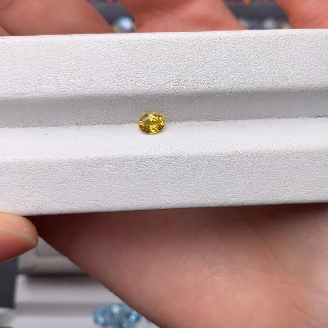 裸石蓝宝石天然黄色蓝宝石