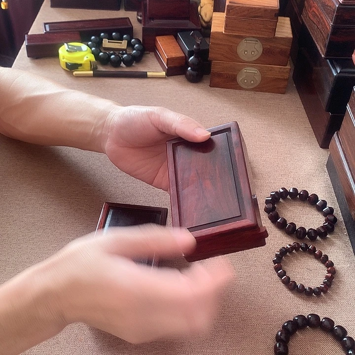 贡木?****花小叶紫檀小机关盒放漏