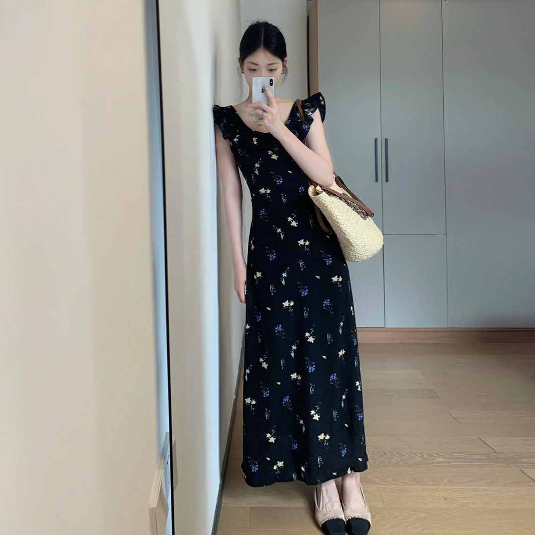 荷叶边高级感法式复古长裙新款夏季女装收腰黑色碎花连衣裙子4391