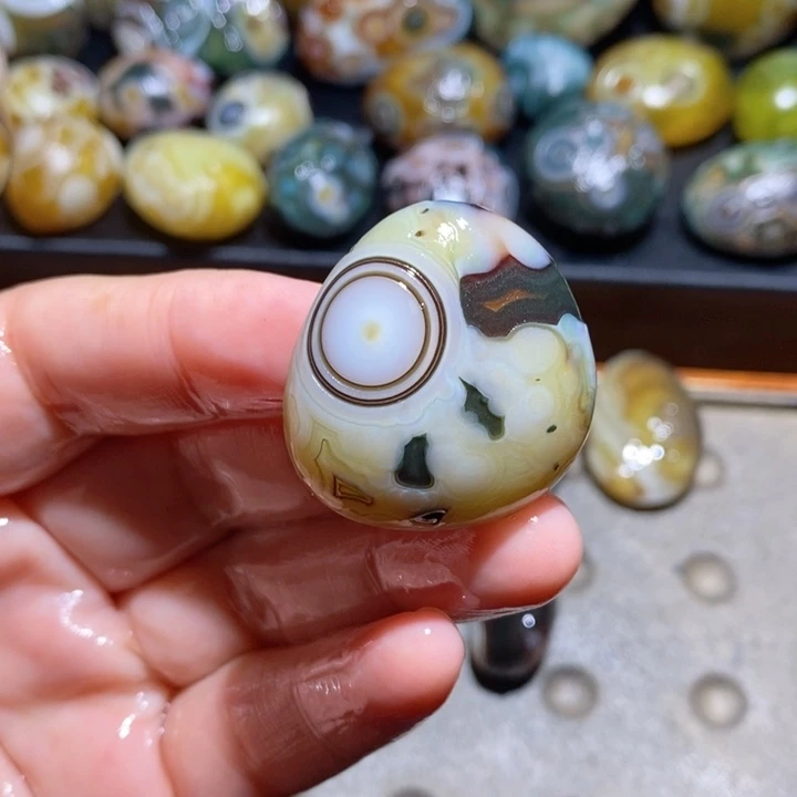 未镶嵌玛瑙/玉髓珠宝半成品144