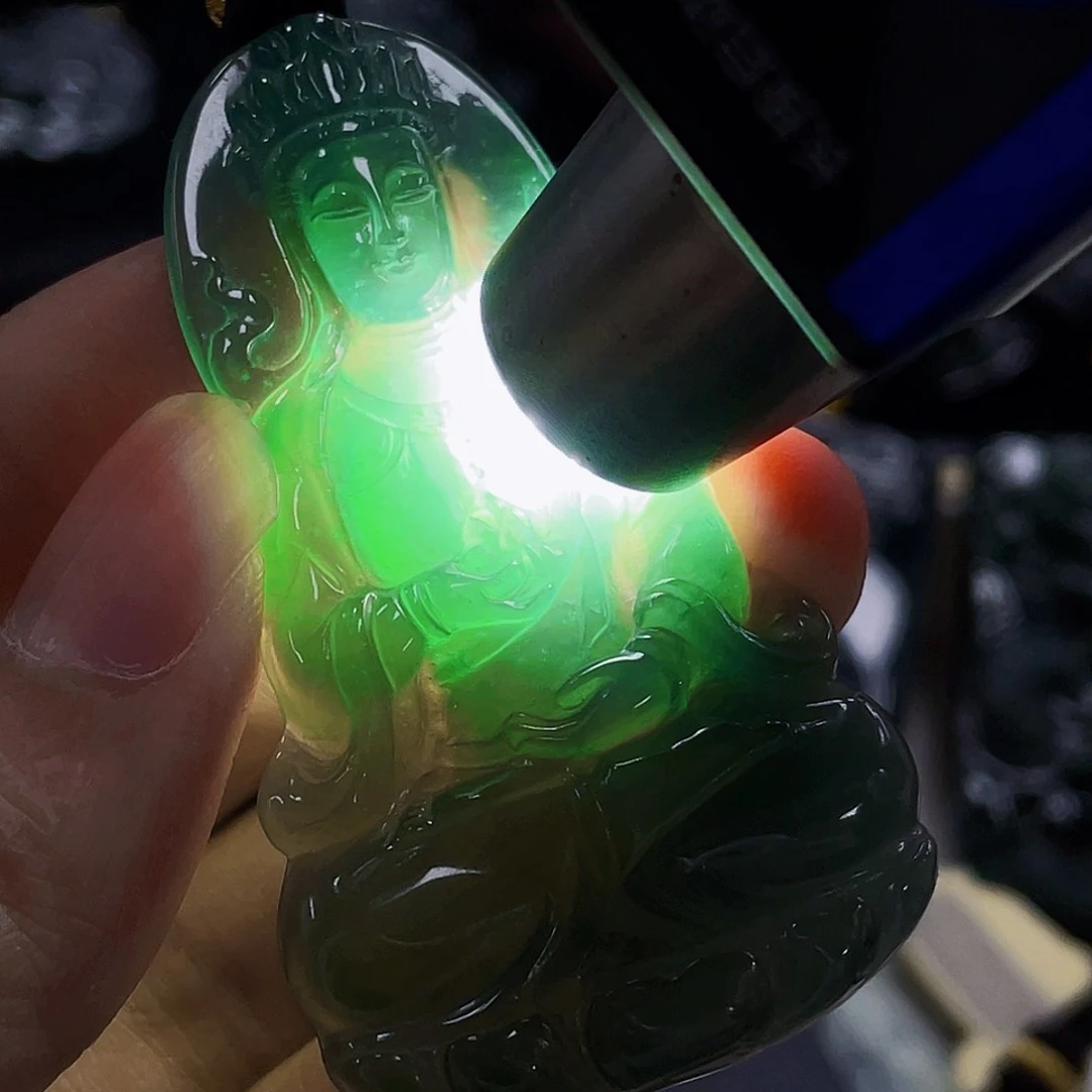 翡翠未镶嵌吊坠(不含链)