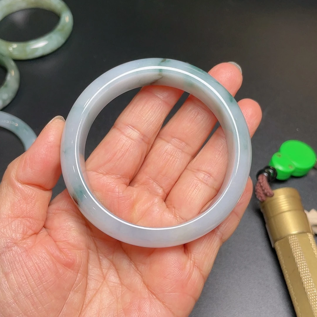 翡翠未镶嵌手镯天然翡翠飘花手镯