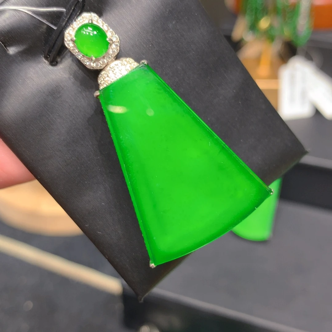 翡翠银S925镶嵌颈饰