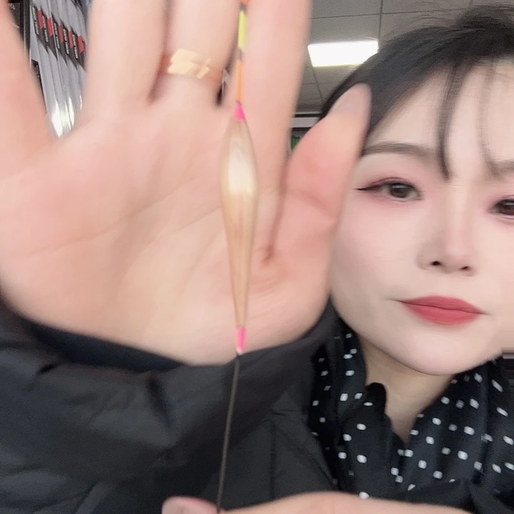 芦苇1079的2号漂黄金眼