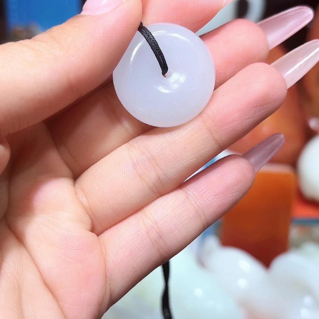 森***林和田玉（糖玉）未镶嵌挂件