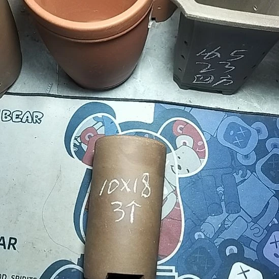 三个笔筒花泥微瑕
