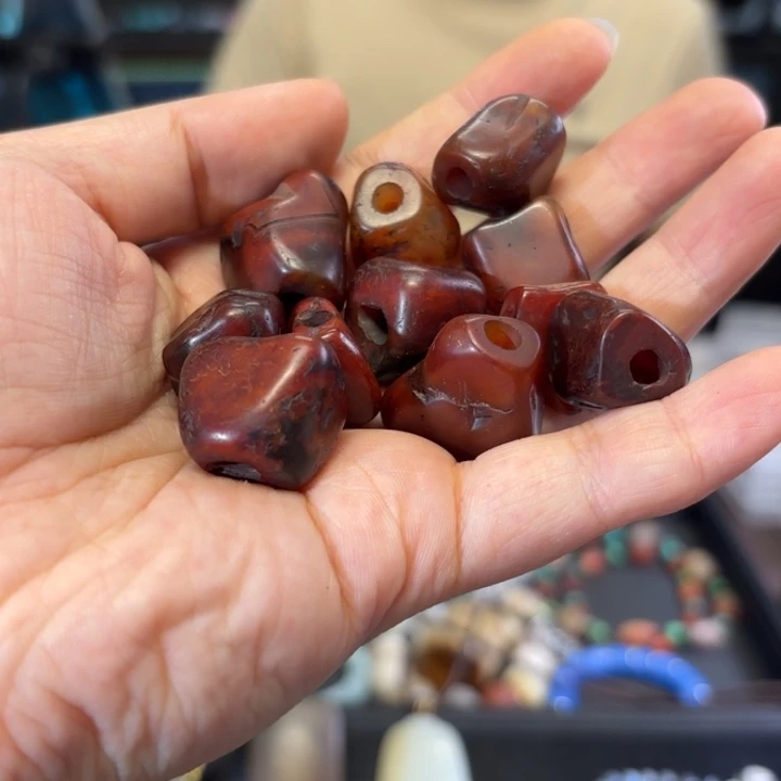 玛瑙/玉髓颈饰未镶嵌