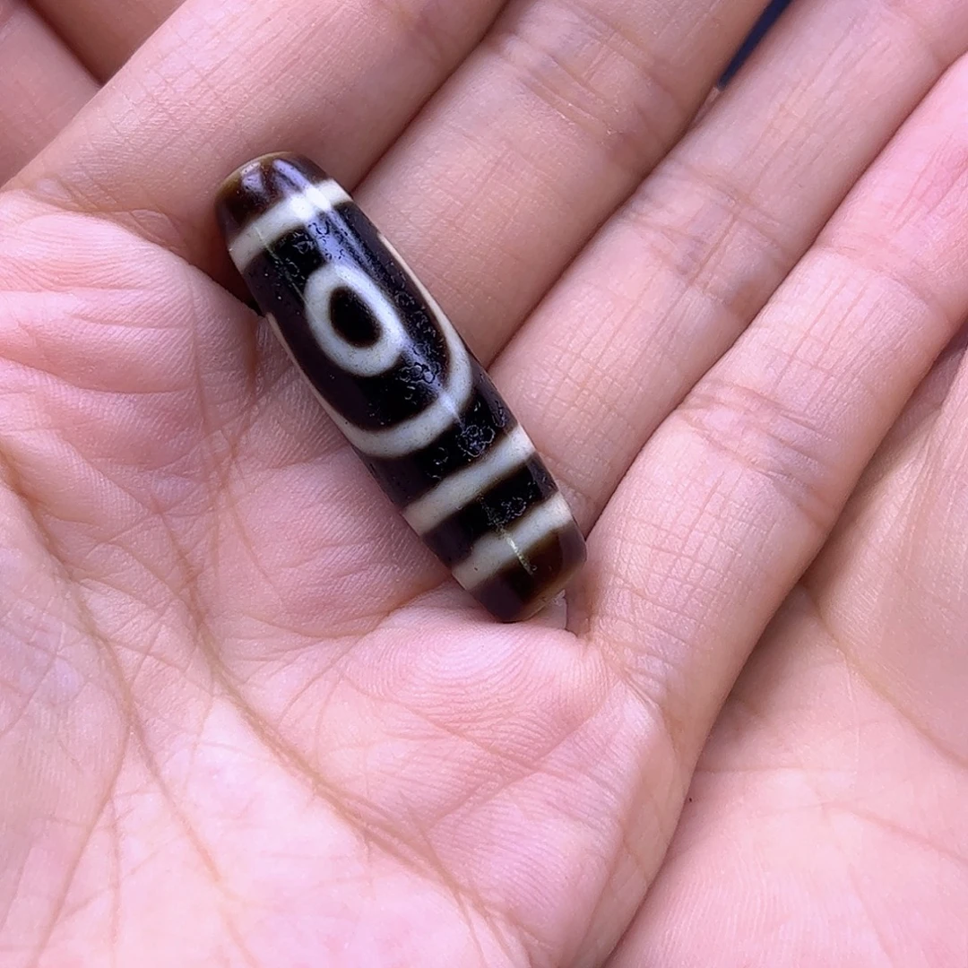 戏***子玛瑙/玉髓颈饰未镶嵌