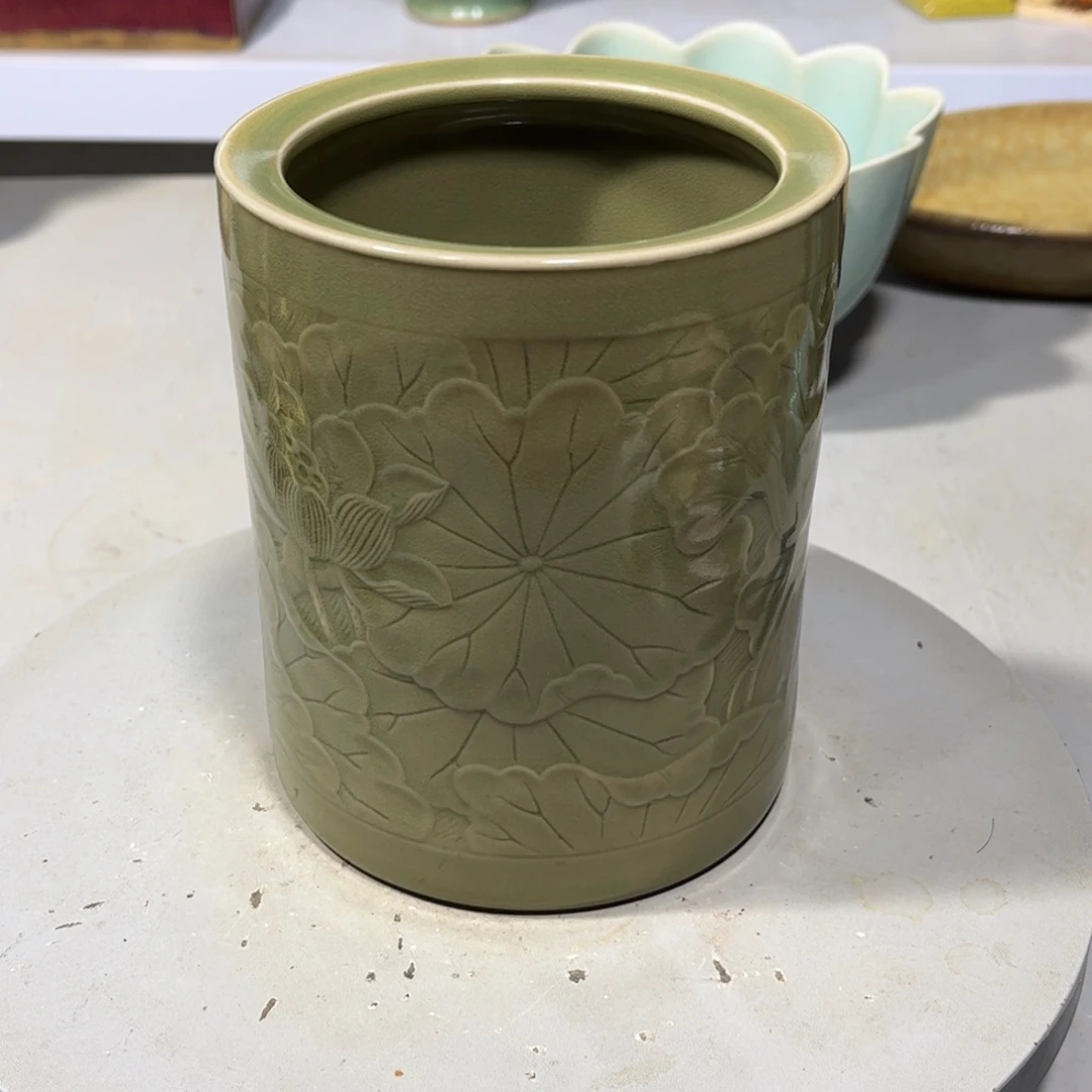 瓶秘色瓷器品相完美