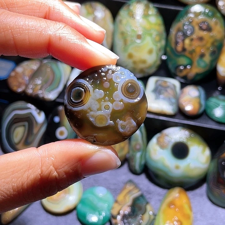 玛瑙/玉髓珠宝奇石未镶嵌