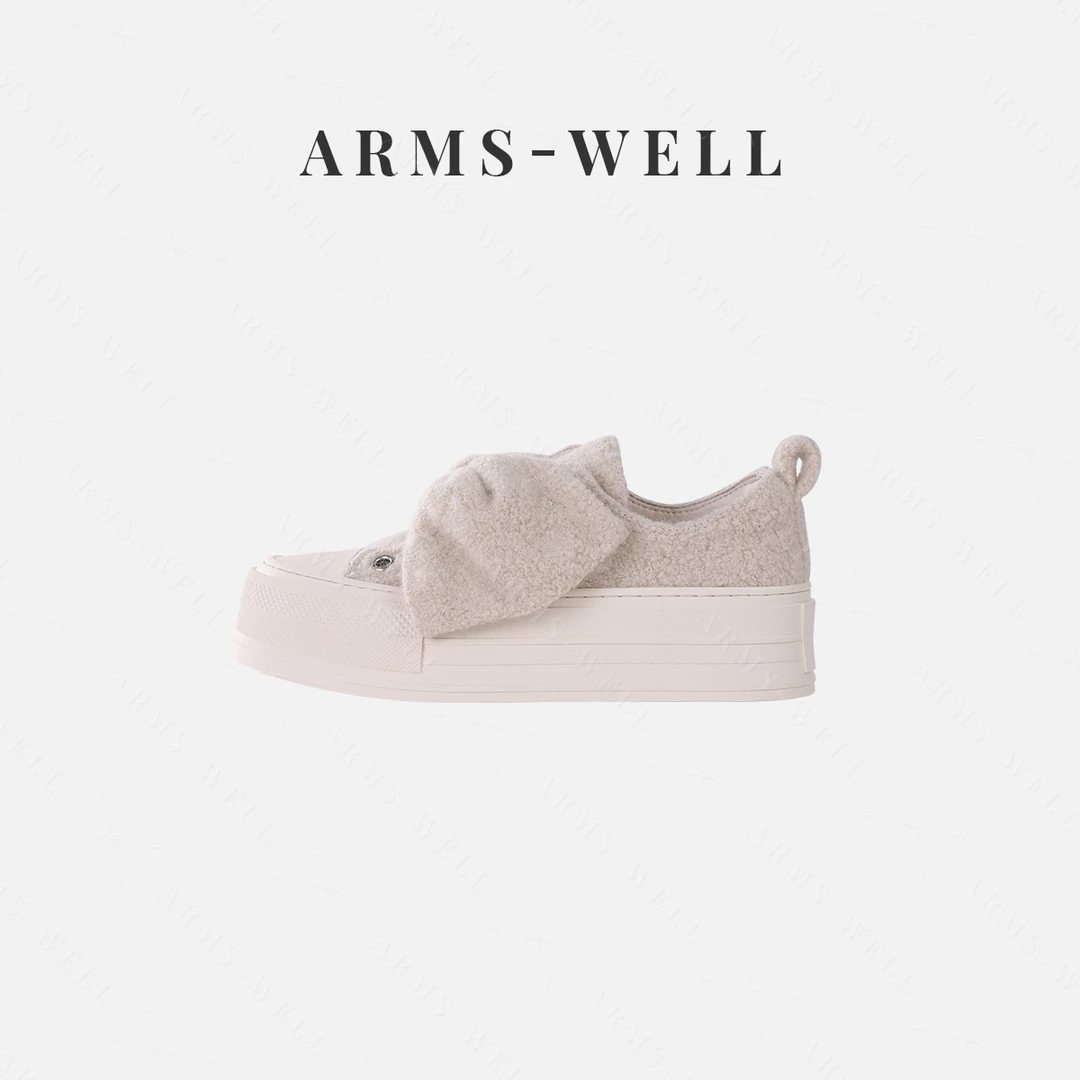 ARMS WELL王囡囡 米白色蝴蝶结魔术贴休闲鞋（跟高：5cm）S115