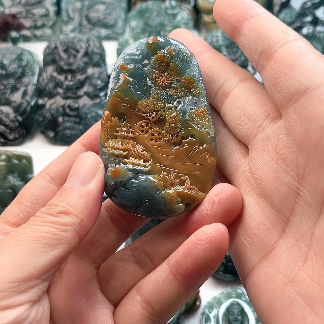 翡翠未镶嵌挂件天蓝翡翠