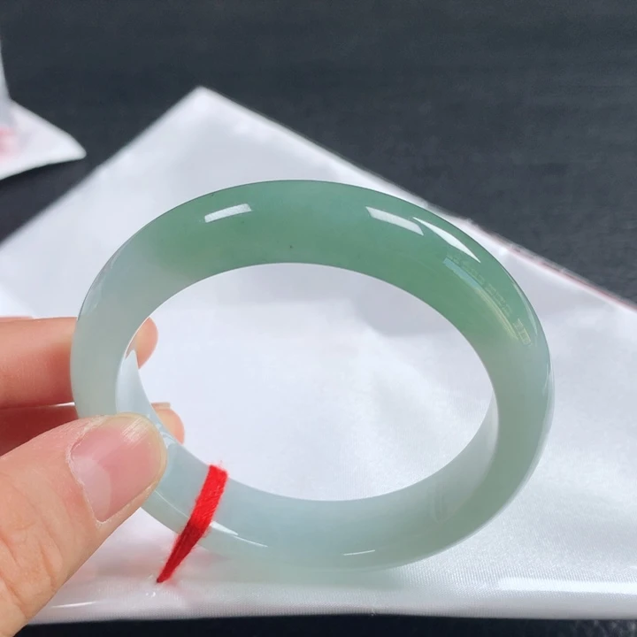 未镶嵌手镯翡翠54圈