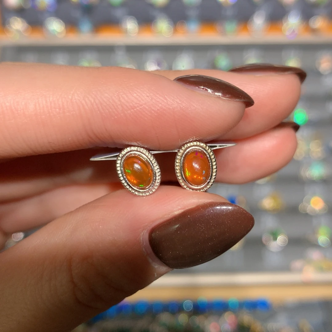 银S925镶嵌欧泊耳钉t