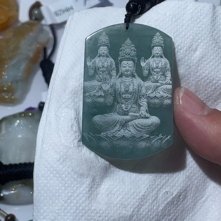 翡翠项链未镶嵌天然