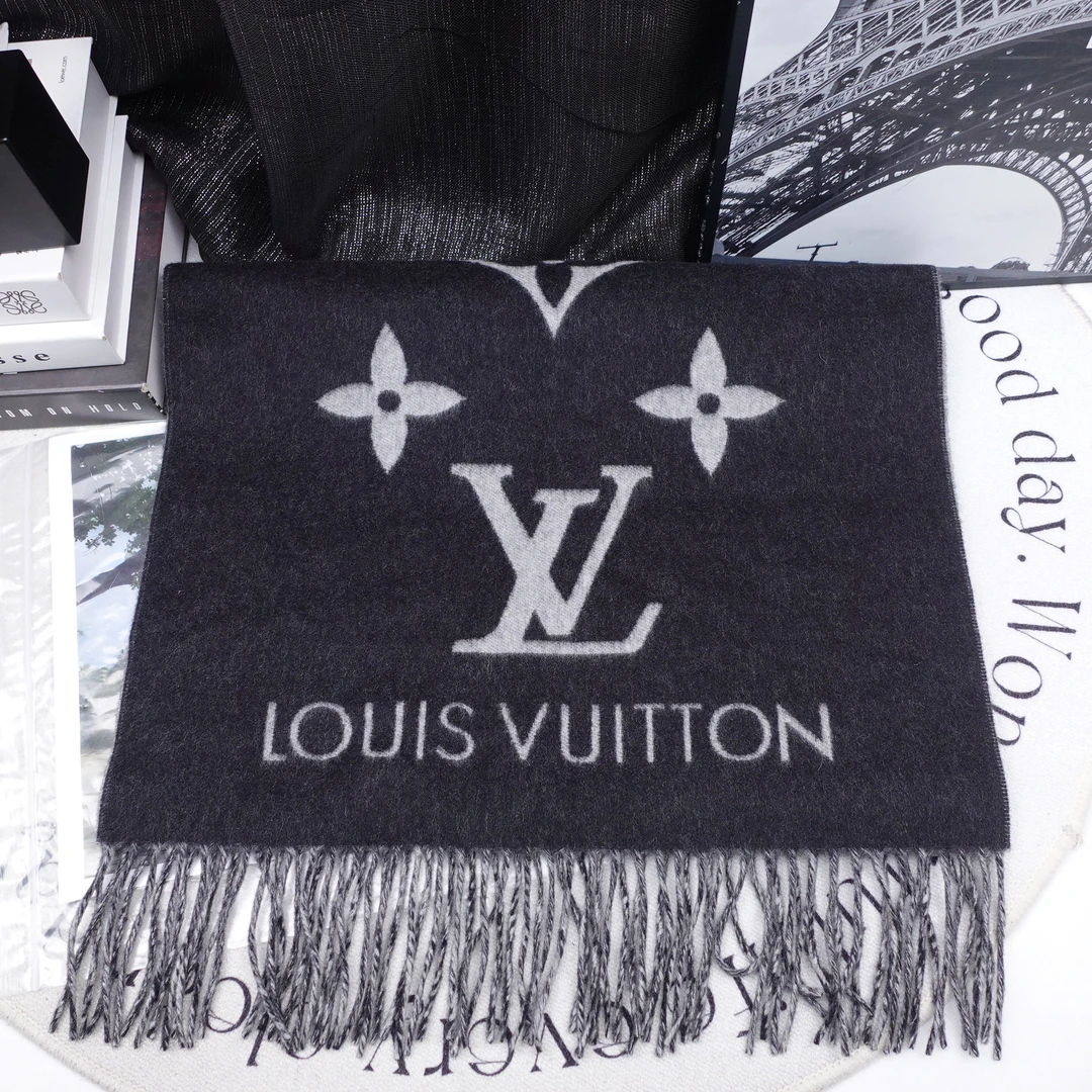 95新 LouisVuitton/路易威登 围巾/T10259817