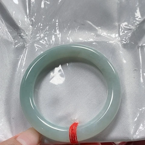 翡翠未镶嵌手镯缅甸翡翠手镯